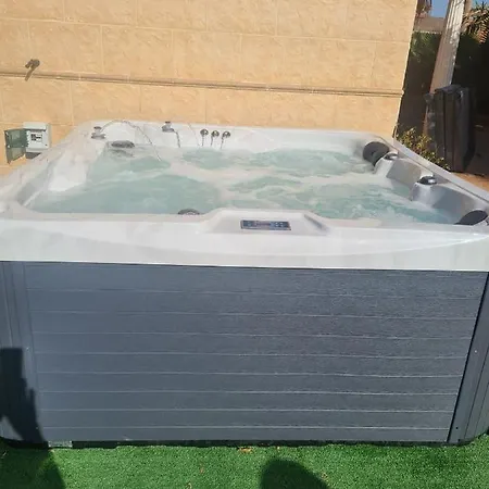 El Paraiso Semesterbostad *